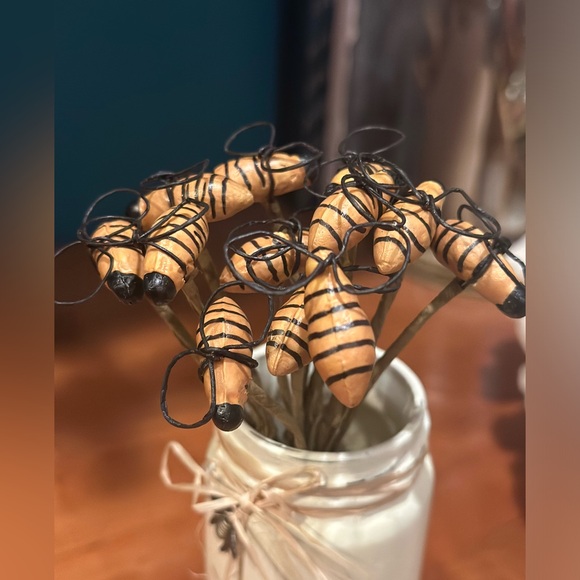 NEW - Handmade Primitive / Natural Boho Bee Stems / Picks (10 Pieces) - Picture 3 of 4